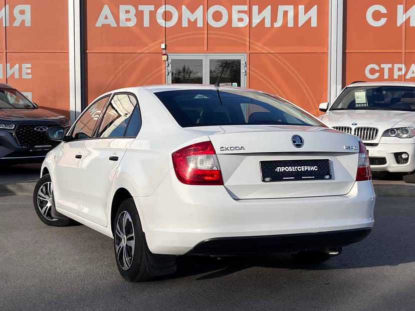 Skoda Rapid с пробегом, 2014 год, Волгоград, 1.6 бензин, Механика - вид 7
