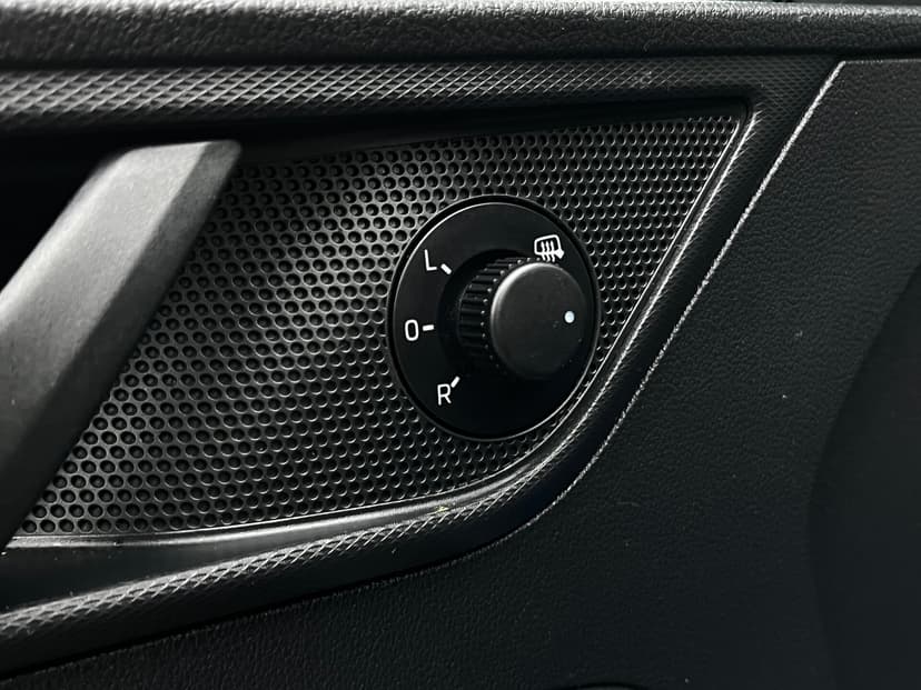 skoda-rapid-2015-824-11