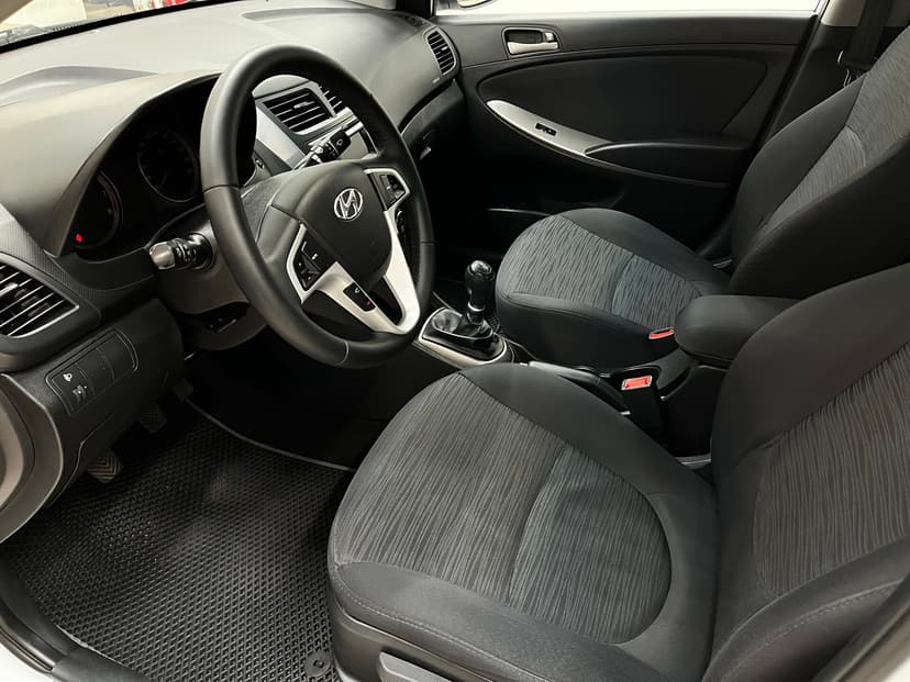 hyundai-solaris-2016-505-20