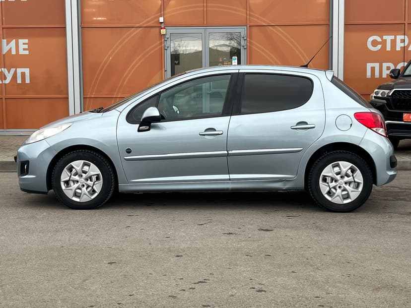 peugeot-207-2010-846-7