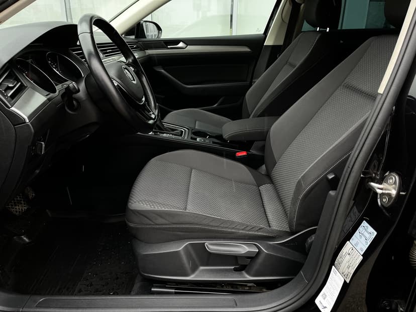 volkswagen-passat-2016-805-25