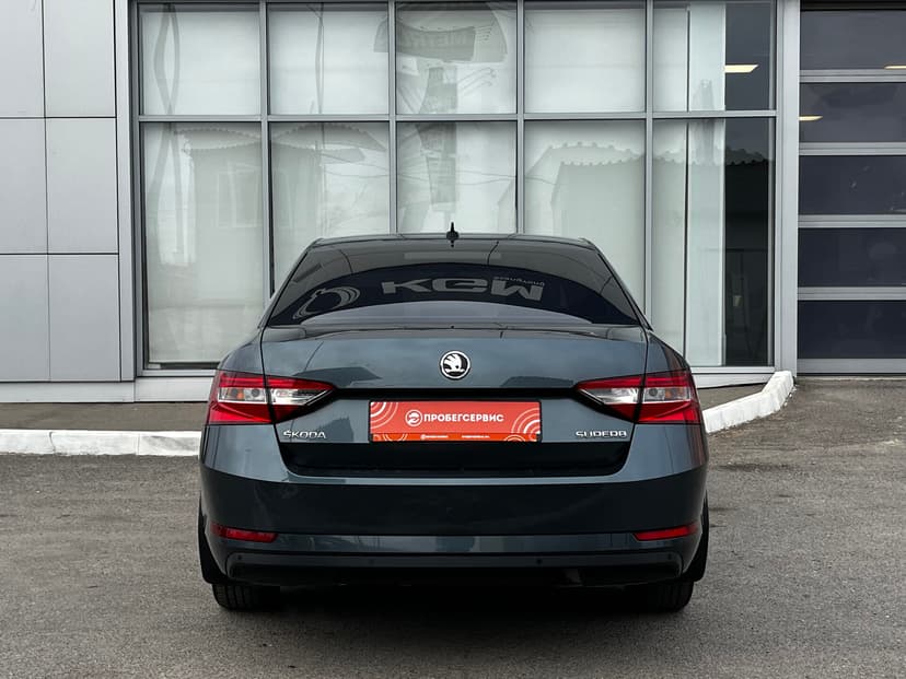 skoda-superb-2019-819-3