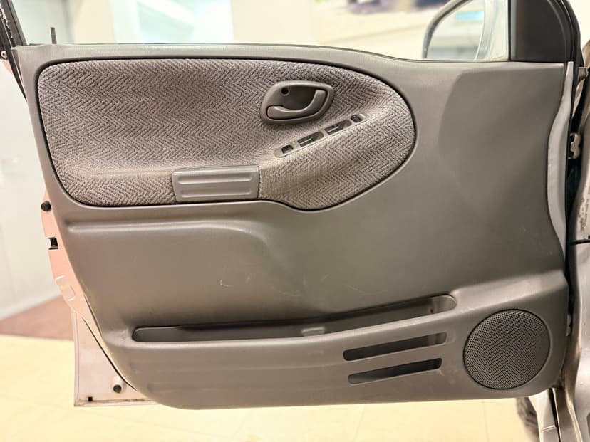 suzuki-grand vitara-2000-850-21