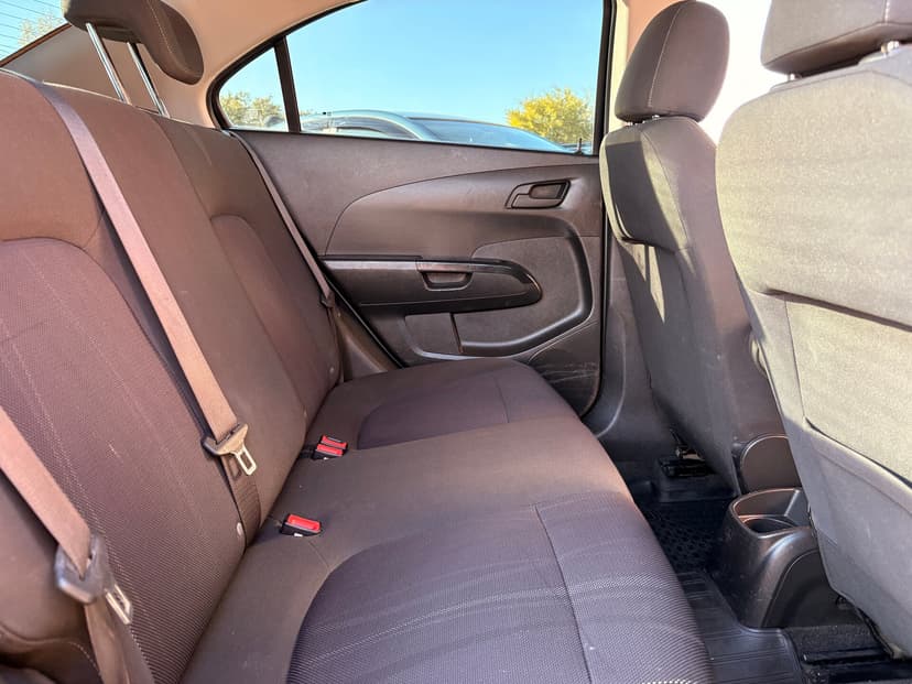 chevrolet-aveo-2013-418-22