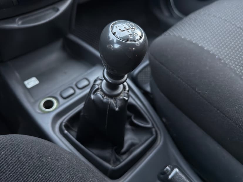 ваз (lada)-kalina-2012-541-11