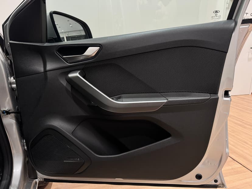 ваз (lada)-iskra-2025-988-28