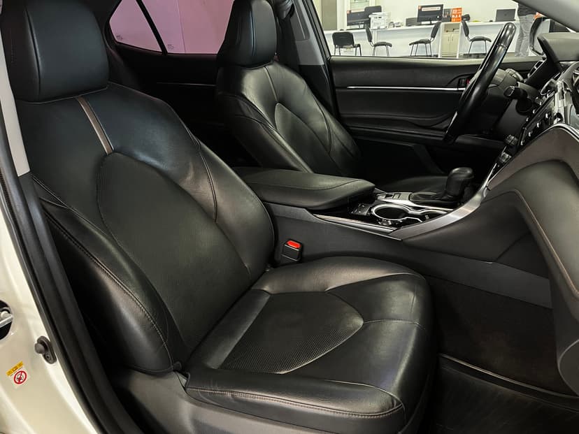 toyota-camry-2018-930-29