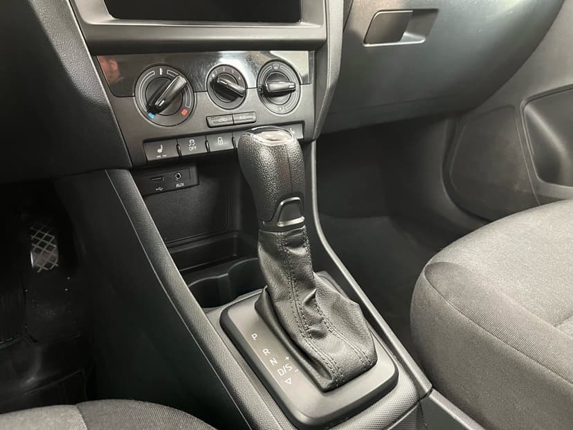 skoda-rapid-2018-147-20
