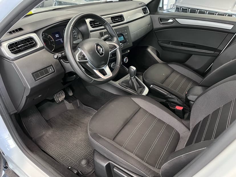 renault-arkana-2022-13-19