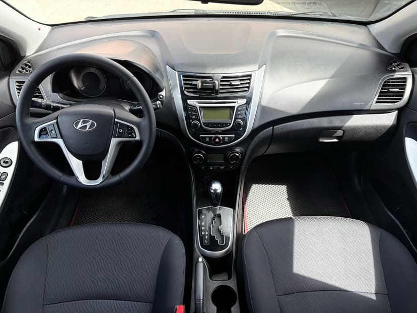 hyundai-solaris-2014-112-10