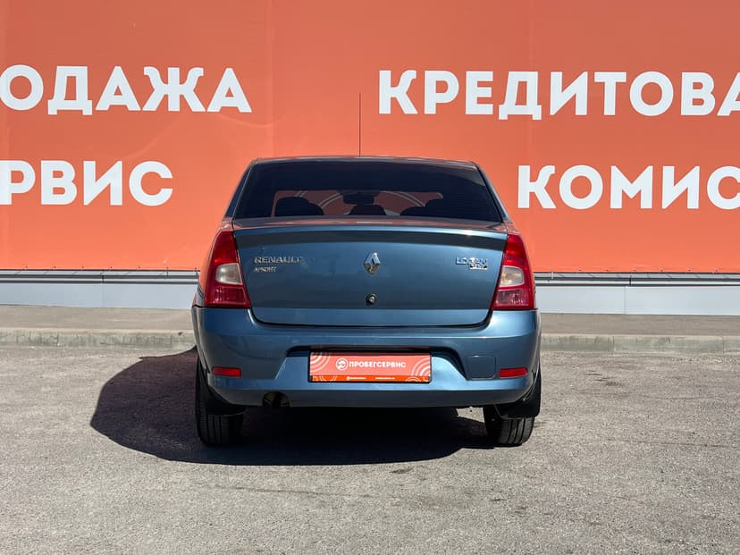 renault-logan-2013-62-5