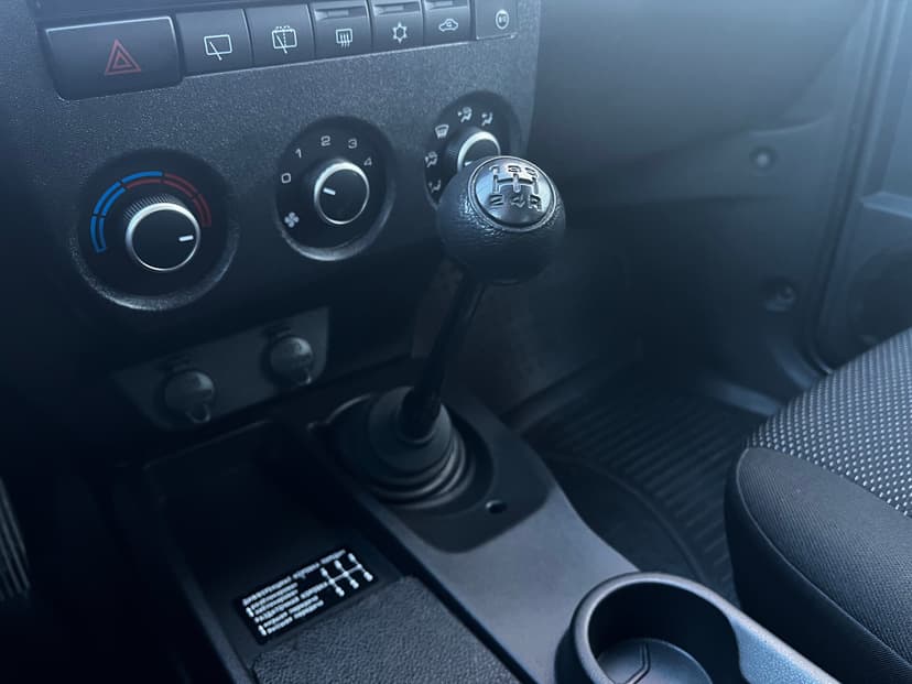 ваз (lada)-niva legend bronto-2022-651-14