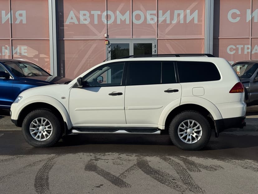 mitsubishi-pajero sport-2010-113-7