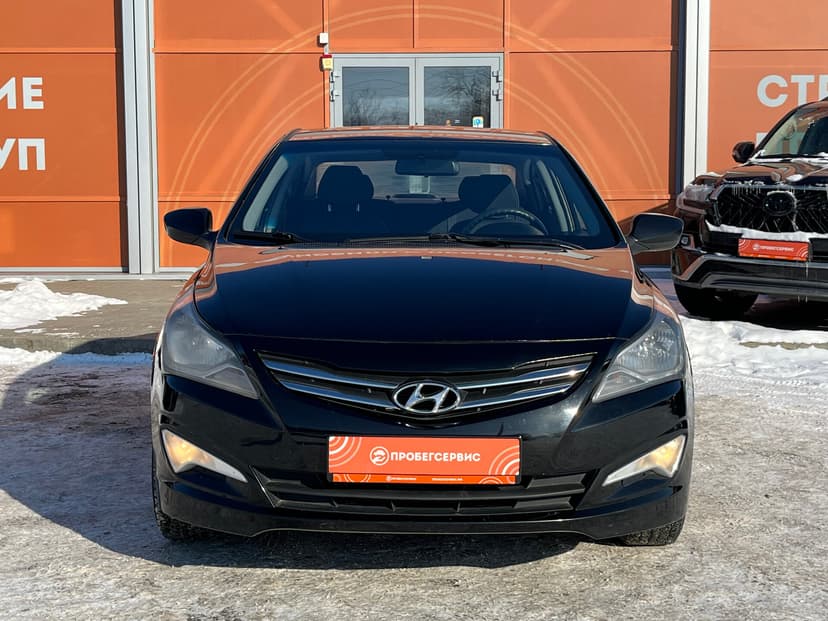 hyundai-solaris-2014-1019-1