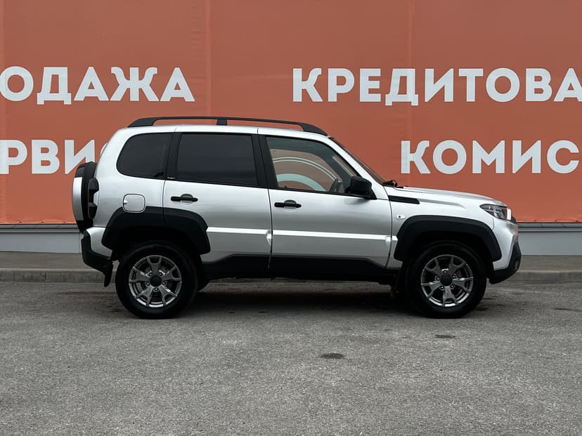 ваз (lada)-niva travel-2022-621-3