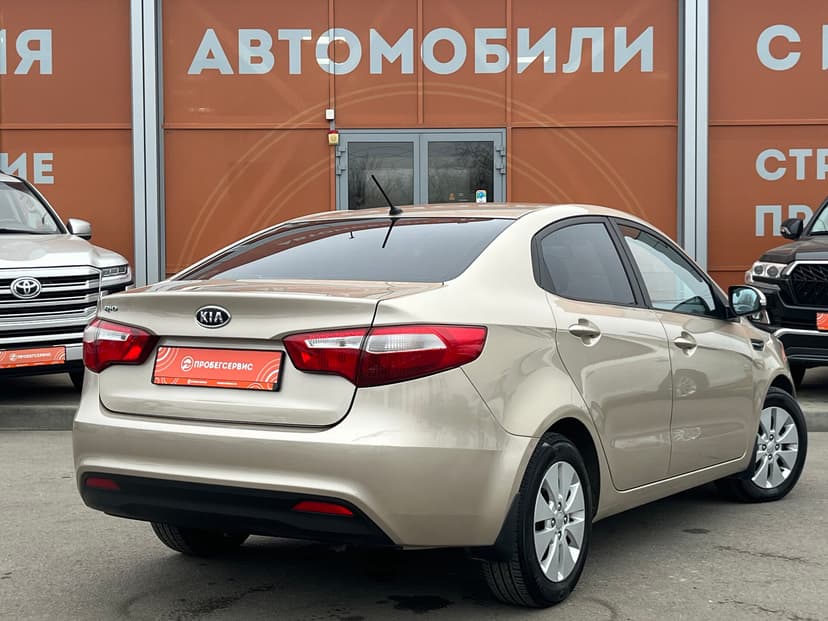 kia-rio-2012-738-4