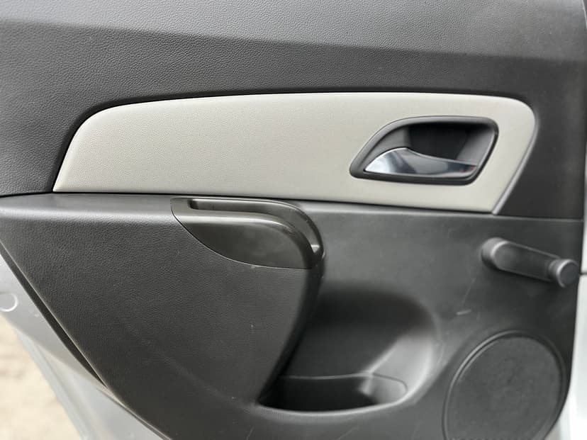 chevrolet-cruze-2013-745-26