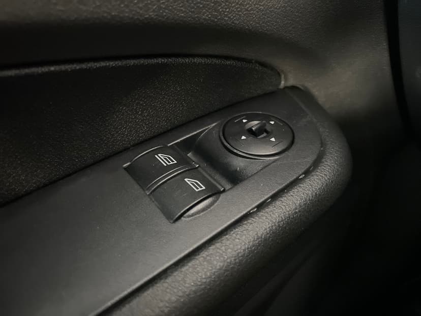 ford-focus-2006-1055-15