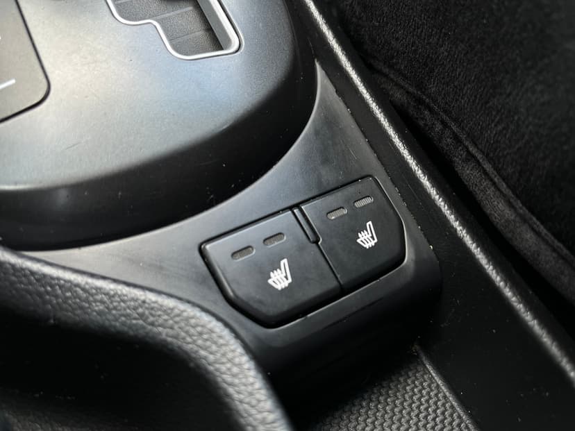 kia-rio-2015-1400-15