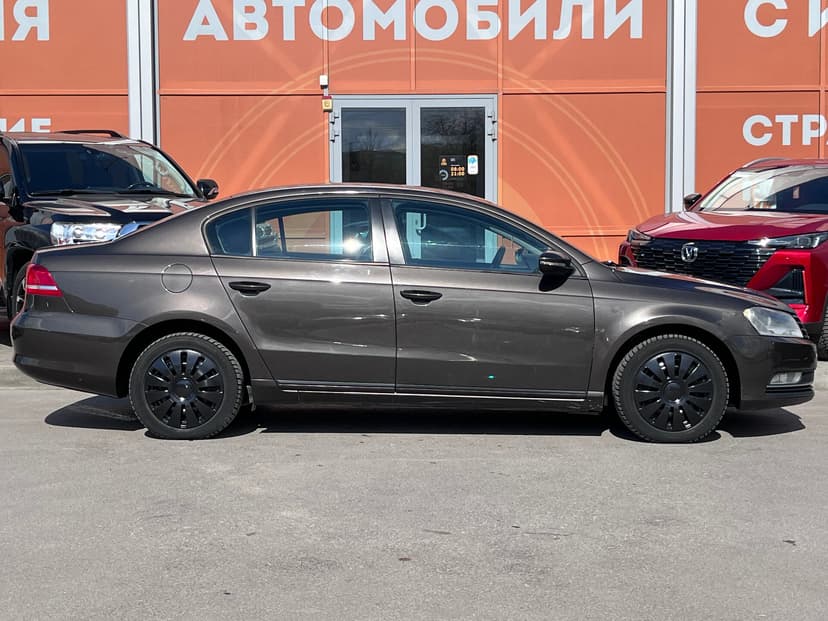 volkswagen-passat-2012-942-3