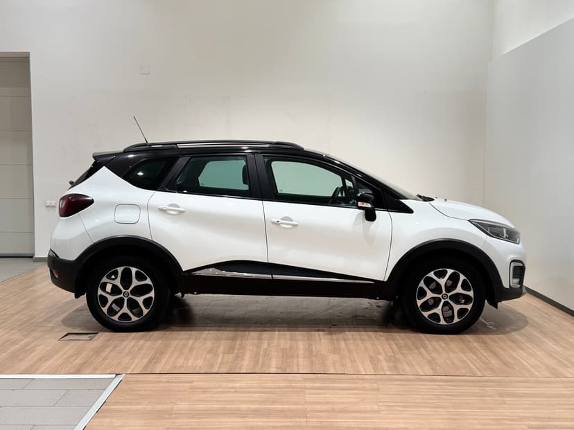 renault-kaptur-2017-794-4