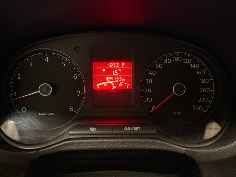 volkswagen-polo-2013-870-12