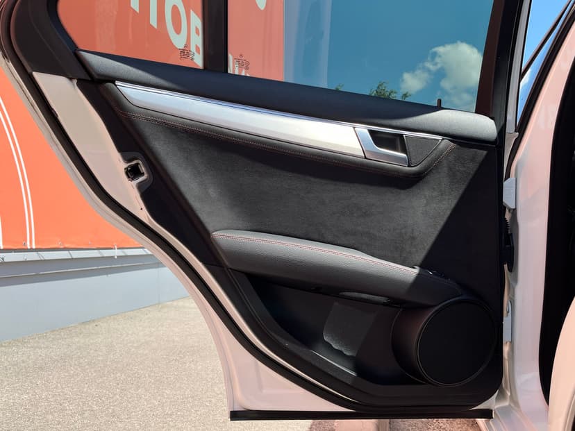 mercedes-benz-c-класс-2013-44-23