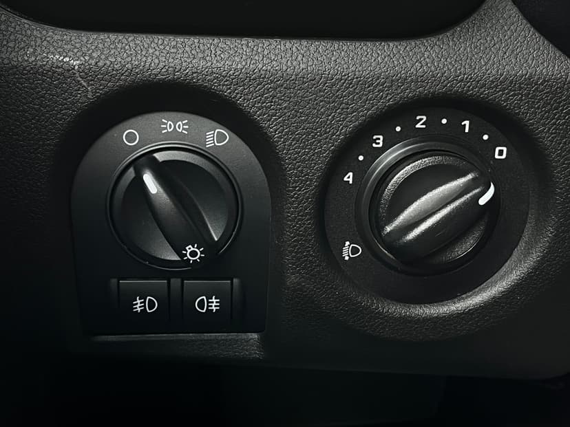 ваз (lada)-niva legend-2023-558-14