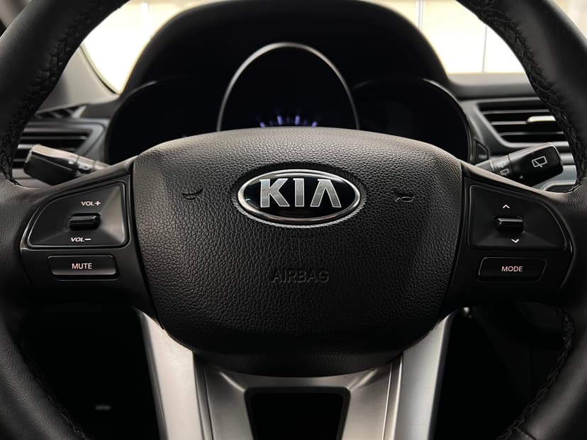 kia-rio-2014-744-13