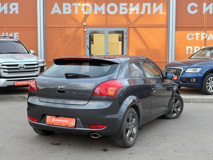 kia-ceed-2011-395-4