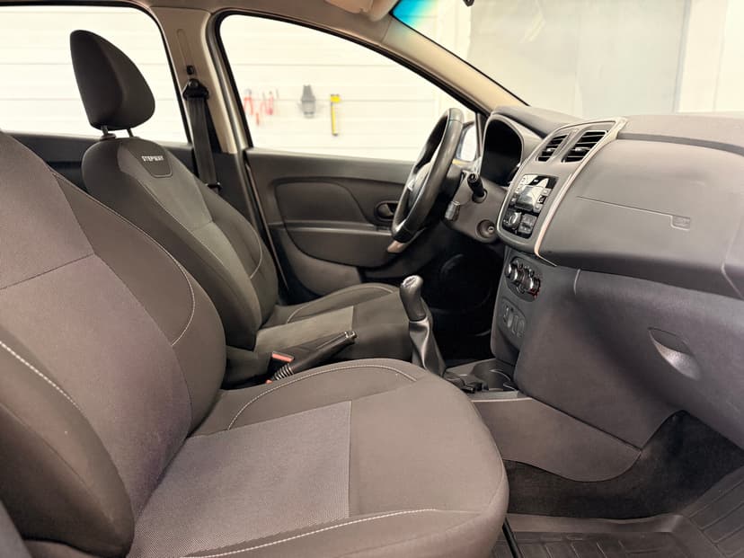 renault-sandero stepway-2019-864-21