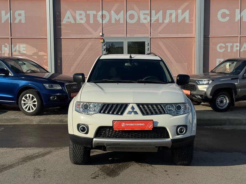 mitsubishi-pajero sport-2010-113-1