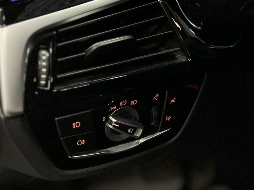 bmw-5 серия-2019-836-26