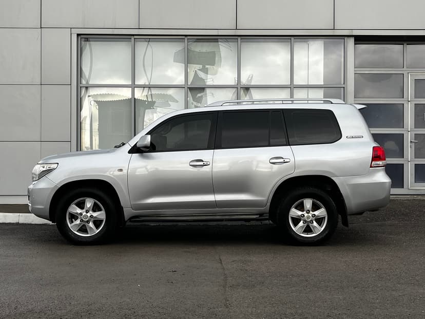 toyota-land cruiser-2011-771-7