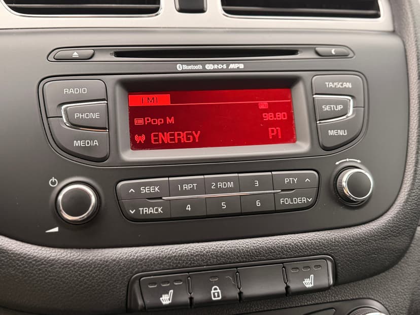 kia-ceed-2015-760-14