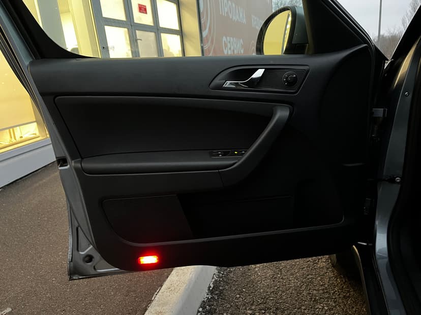 skoda-yeti-2012-682-19