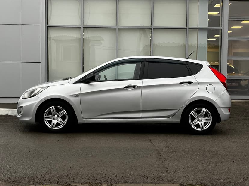 hyundai-solaris-2013-777-14