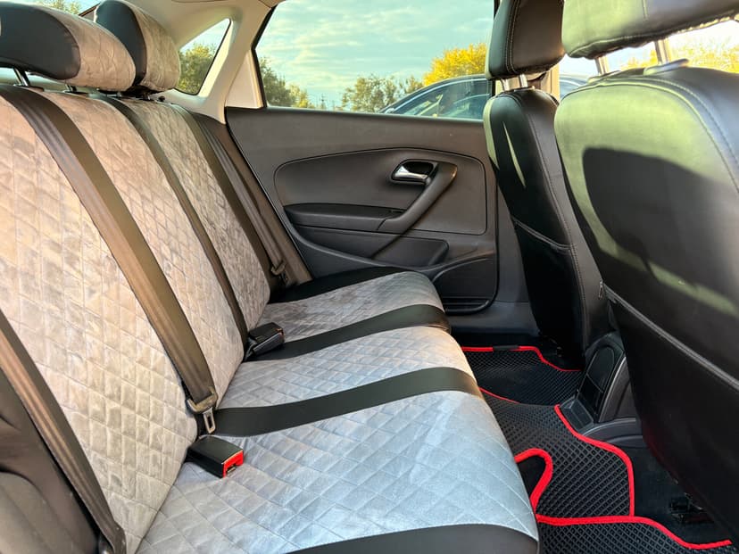 volkswagen-polo-2017-488-29