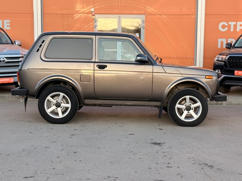 ваз (lada)-4x4 (нива)-2018-801-3