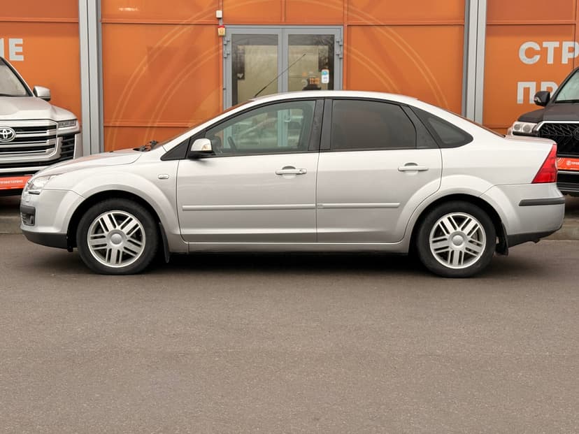 ford-focus-2007-789-7