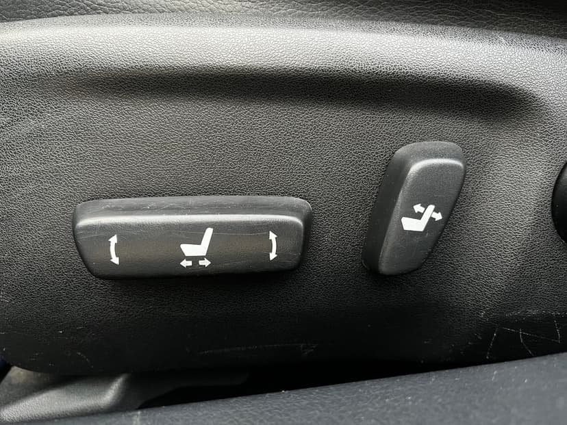 toyota-camry-2012-626-23