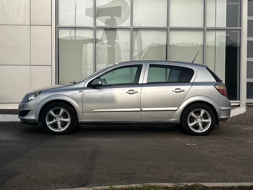 opel-astra-2007-719-8