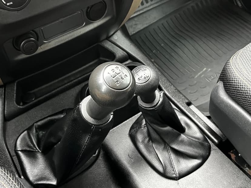 уаз-pickup-2013-586-12