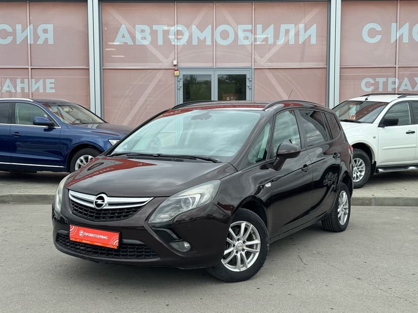 opel-zafira-2013-121-0
