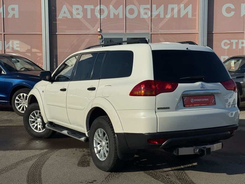 mitsubishi-pajero sport-2010-113-6
