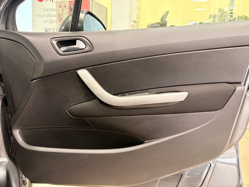 peugeot-408-2012-432-23