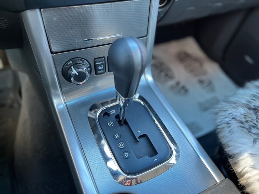 nissan-navara-2010-1193-16