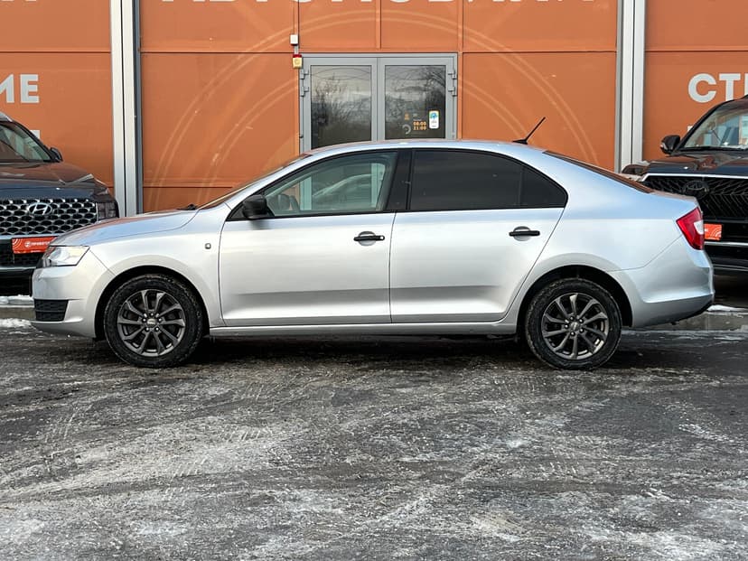 skoda-rapid-2017-873-7