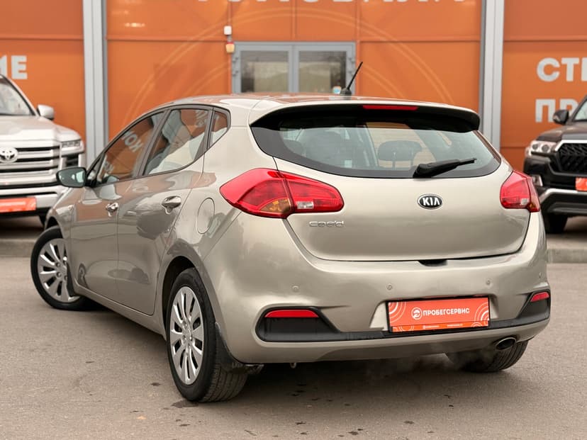 kia-ceed-2015-760-6