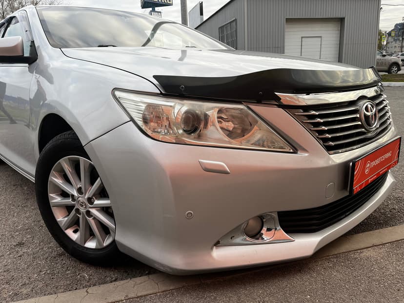 toyota-camry-2012-626-8